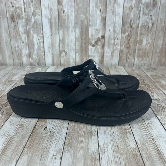 Crocs metal block dual comfort‎ sandal Womens 11 - Picture 1 of 7